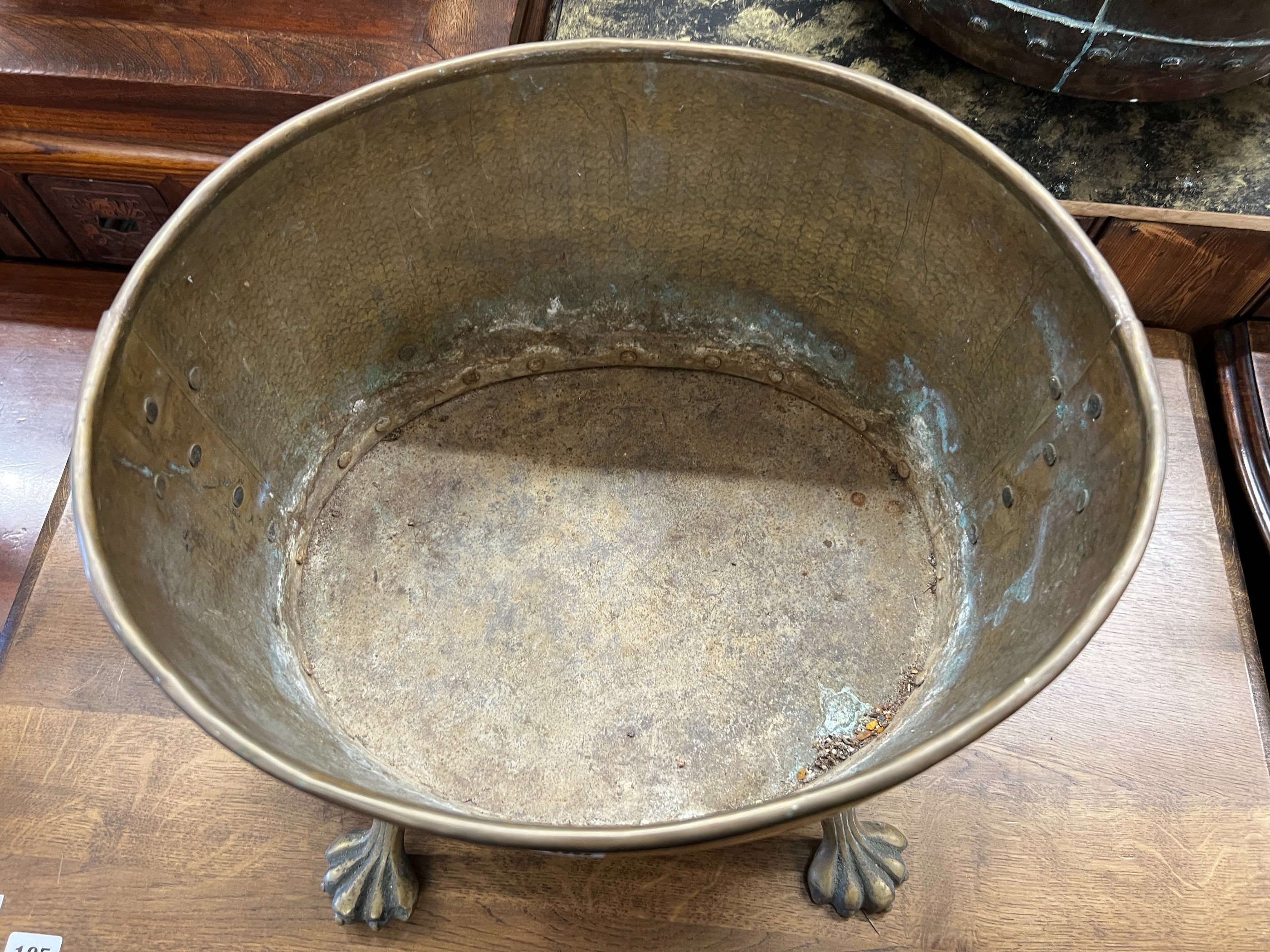 An oval brass Dutch style coal bin, width 41cm, depth 36cm, height 31cm